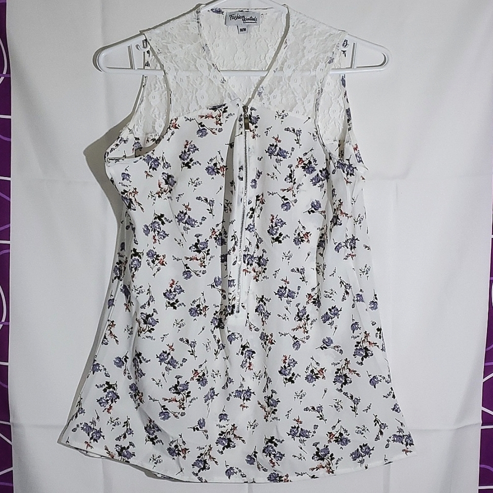 Fashion Essentials by Basics Elements, White Floral Tank Top w/ Lace & Zipper -M